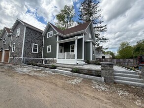 Building Photo - 137 Union St