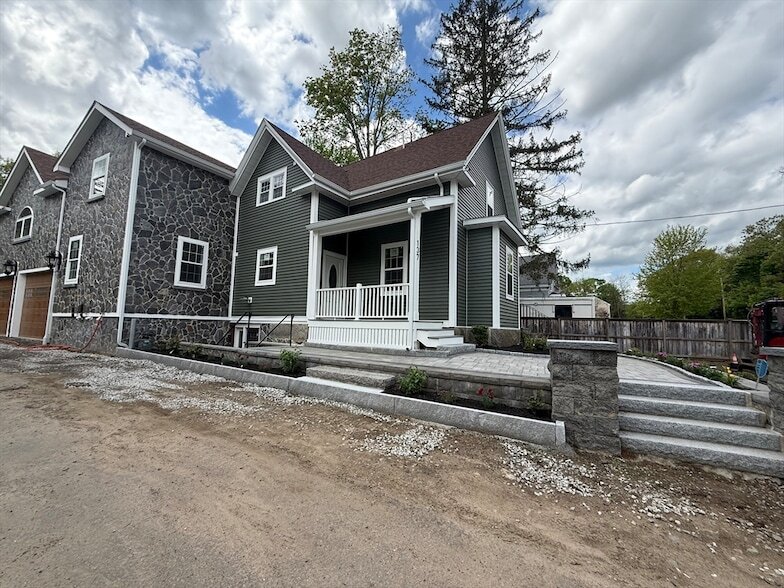 Primary Photo - 137 Union St