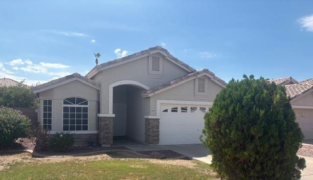 Foto principal - 2537 E Kent Ave