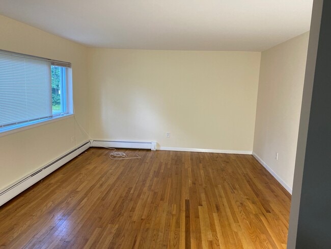 Building Photo - 271 Palmer Rd