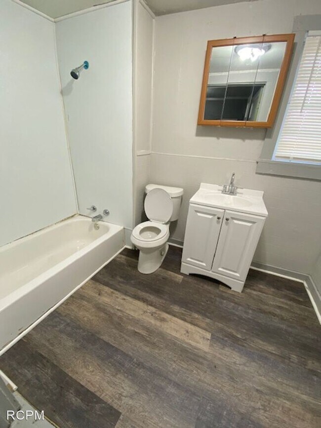 Foto del edificio - 2 br, 1 bath House - 3700 Alpine St.