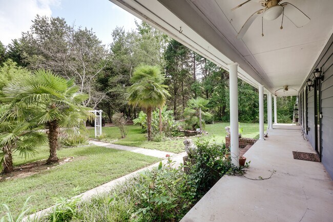 Building Photo - 130 Bentwood Trail