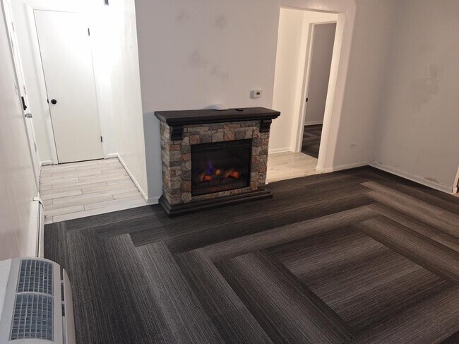 Foto del edificio - 413 W Talcott Rd