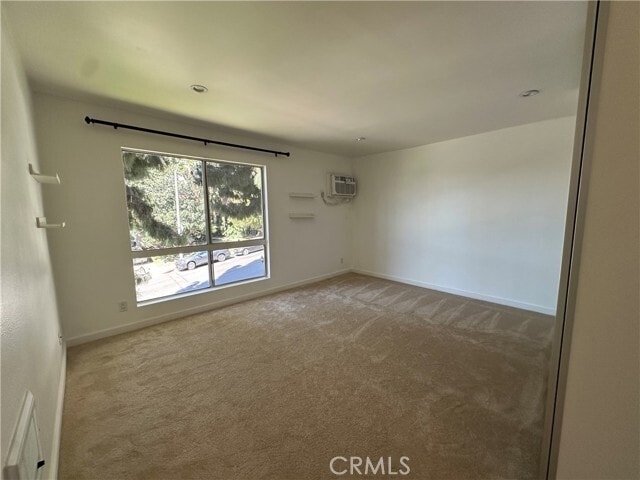 Building Photo - 1222 N Olive Dr