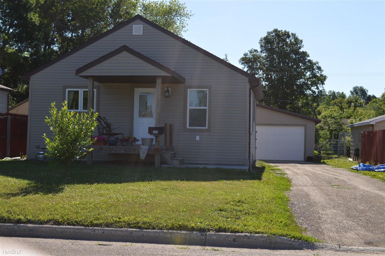 Primary Photo - 2 br, 1 bath House - 1206 3rd Ave NW