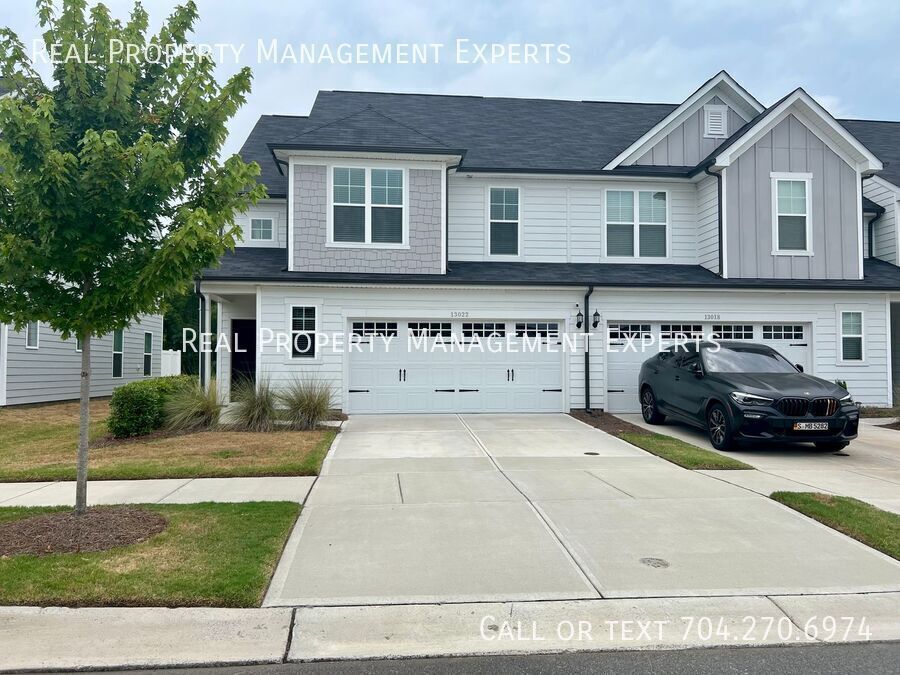 Foto principal - 13022 Rover St