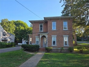 Building Photo - 301 Church St