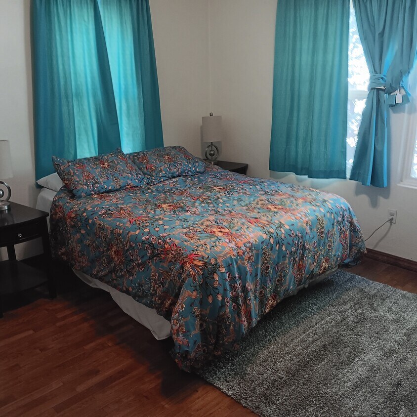 Foto del edificio - 310 E Sussex Way