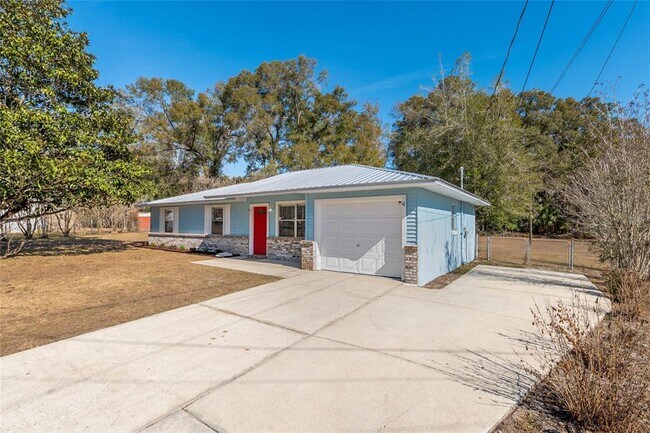 Foto del edificio - 3851 SE 66th Pl