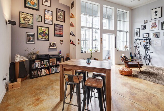 Foto del edificio - 60 Rausch St