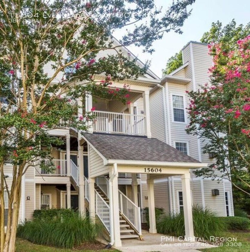 Primary Photo - Top Floor 3B/3Ba Condo with Office!