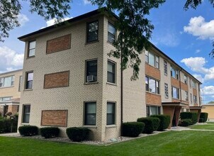 Building Photo - 5622 W Goodman St