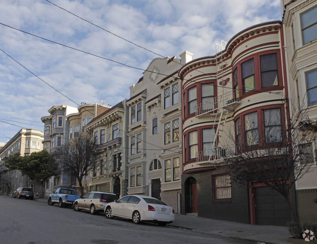 Primary Photo - 342-352 Pierce St