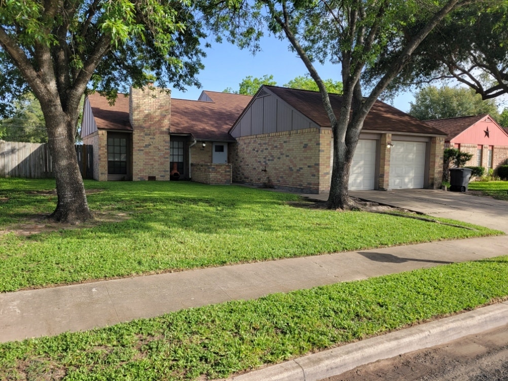204 Briarmeadow Ln, Victoria, TX 77904 House Rental in Victoria, TX