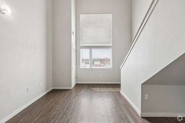 Studio Loft - 415SF - Living Room - Prime Place Stillwater