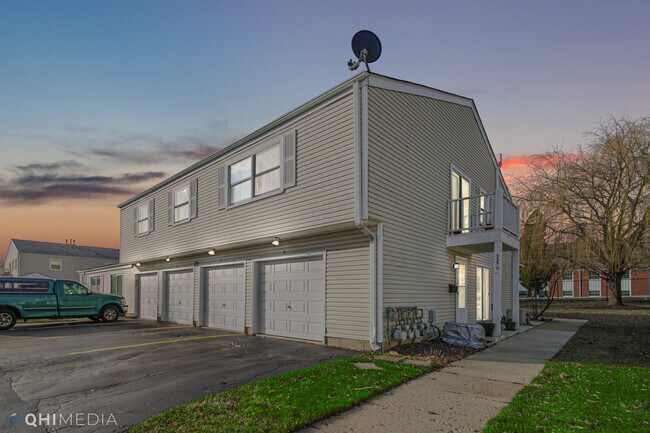 Building Photo - 325 Marcia Ct
