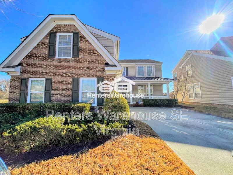 Primary Photo - 2094 Queens Point Dr