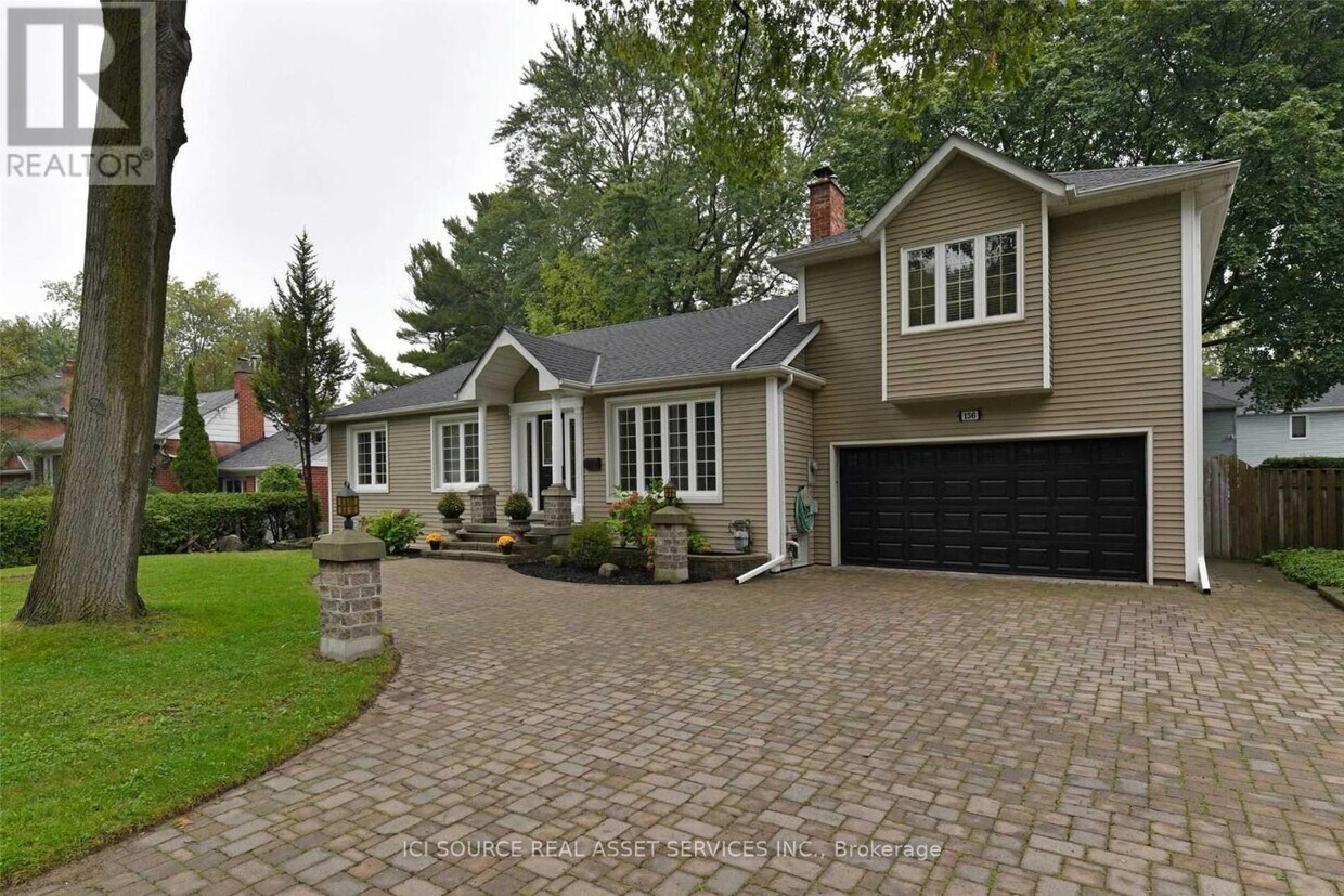 Primary Photo - 156 Mineola Rd E