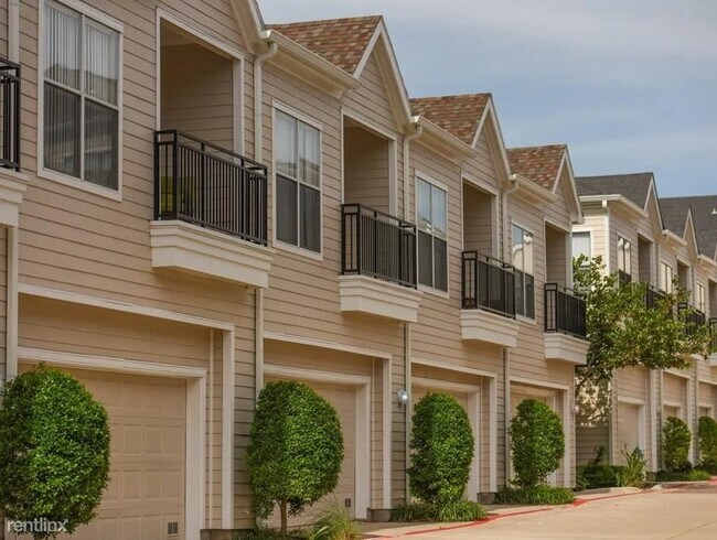 Foto del edificio - 3 br, 3 bath Condo - 6740 Davidson Street ...