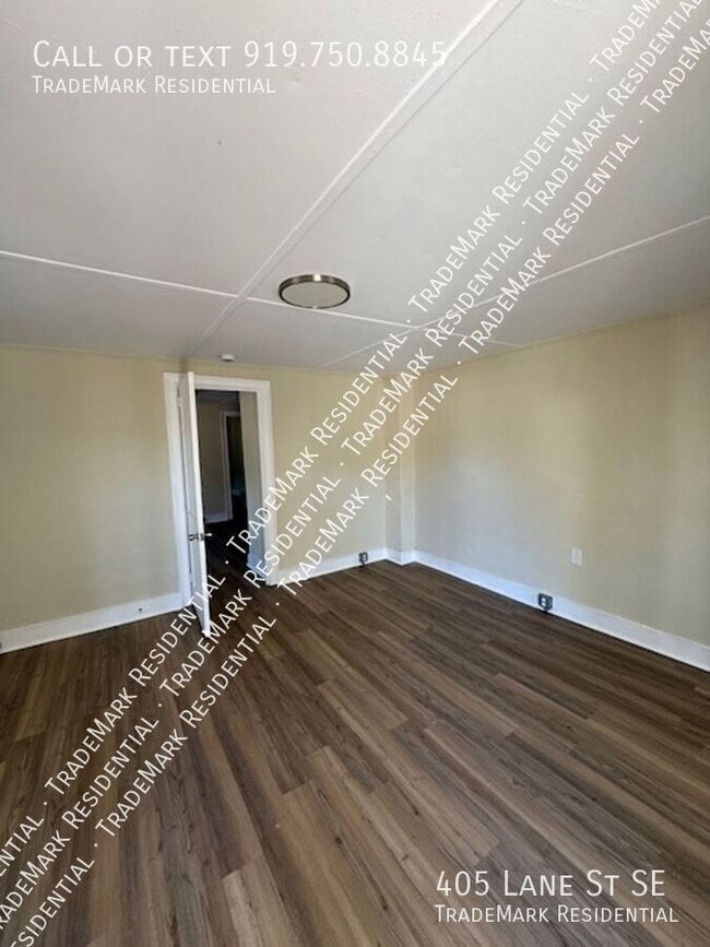 Foto del edificio - 405 Lane St SE