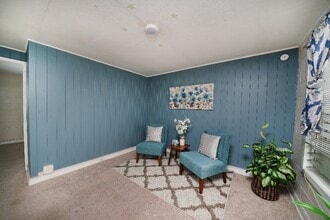 Building Photo - 821 Kinau St