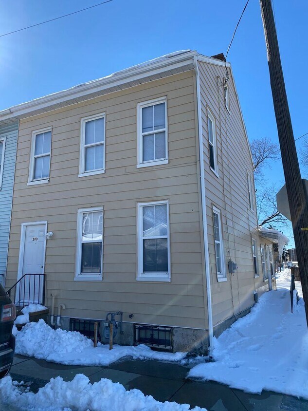 Primary Photo - 3 br, 2 bath House - 200 PATTISON STREET