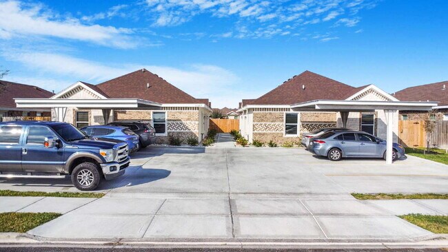 Foto del edificio - 3307 Aurora Ln