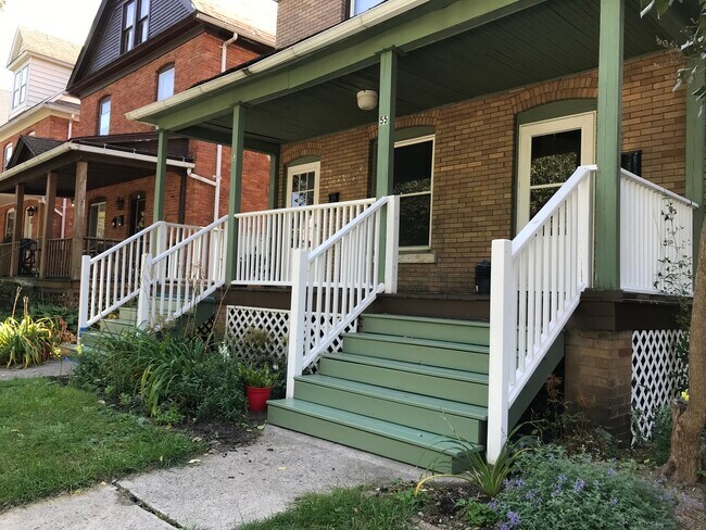 Front of house. Entrance to #53 is on the left. - 53 Hubbell Park