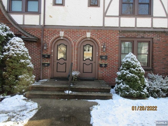 Building Photo - 48 Pierce Ave