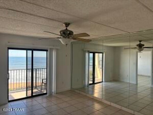 Foto del edificio - Ocean Front Condo in Ormond Beach