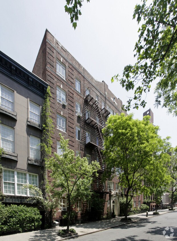Building Photo - 223 E 61st St
