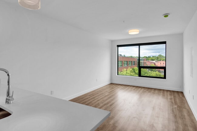 Building Photo - Woodline Apartments