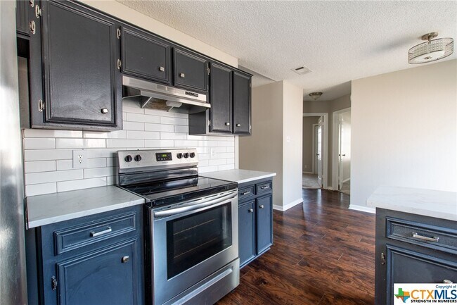 Foto del edificio - 1500 Clairidge Ave