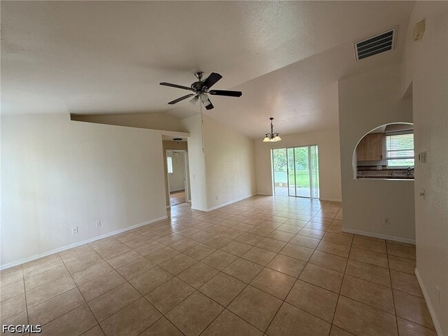 Foto del edificio - 911 SE 31st St