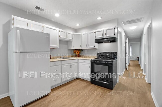 Foto del edificio - 645 Dr W. J. Hodge St
