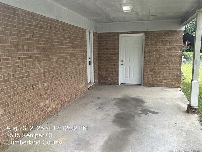 Foto del edificio - 6515 Kemper Ct