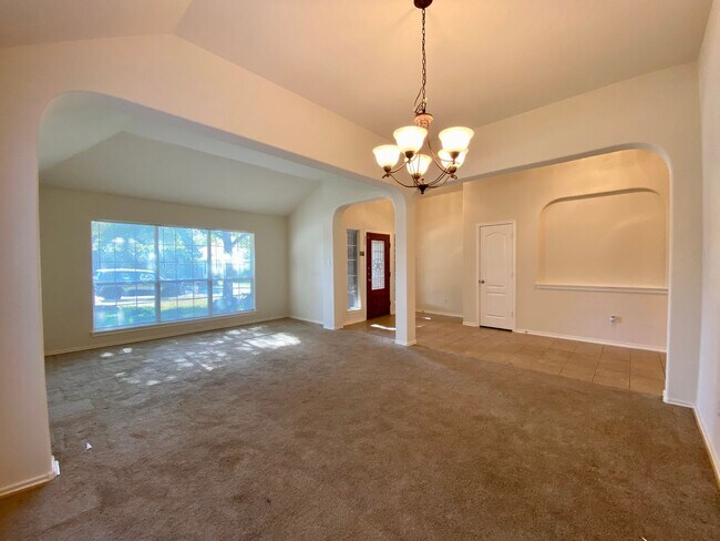 Foto del edificio - Spacious Charm: Discover your Dream Home i...