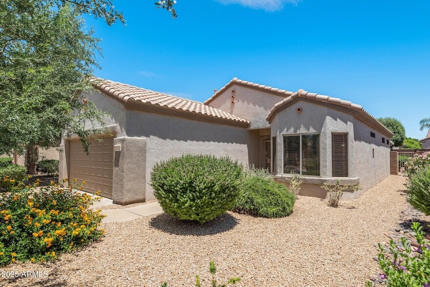 Primary Photo - 16232 W Montoya Dr