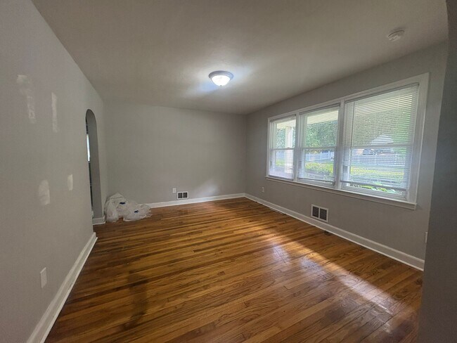 Foto del edificio - 236 Fairfax St