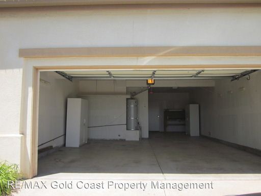 Building Photo - 1925 Cesar Chavez Dr