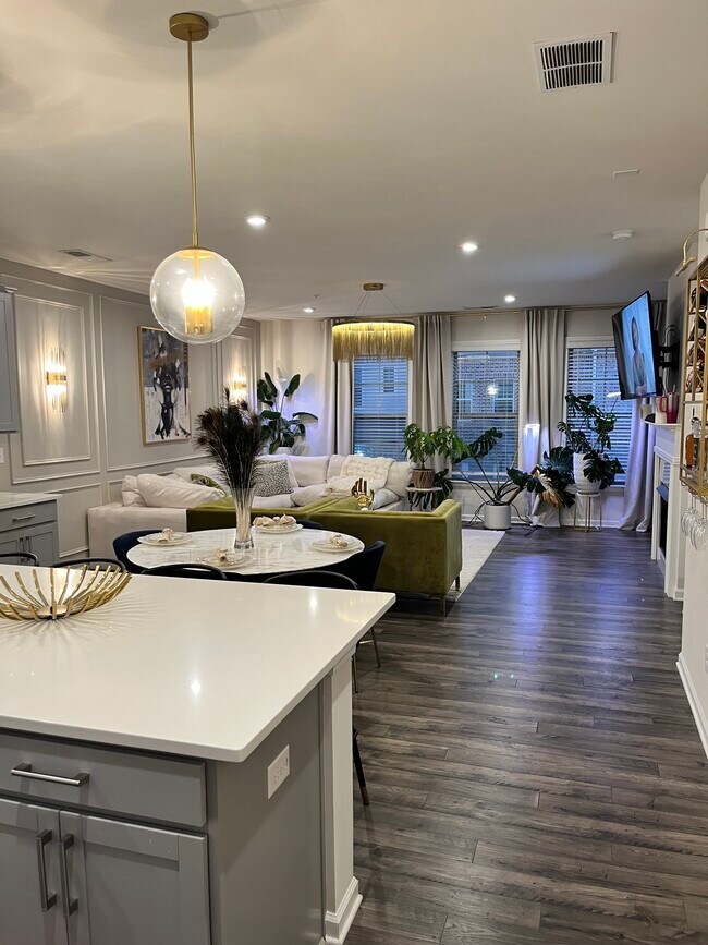 Main Level - 1417 Ridgebend Way SE