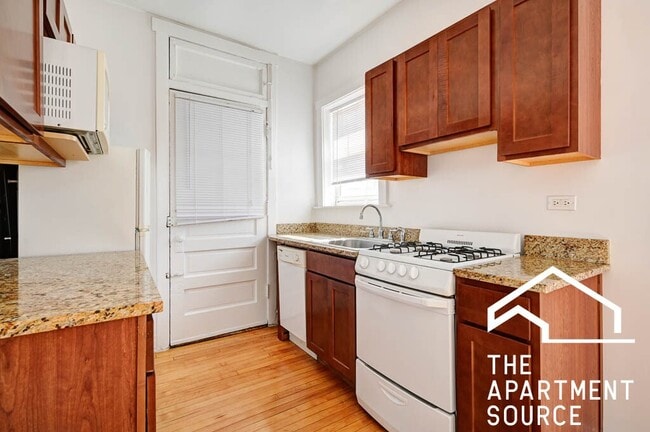 Foto del edificio - 4402 N Rockwell St