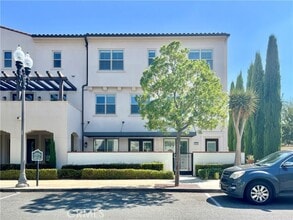 Building Photo - 26254 Prima Way