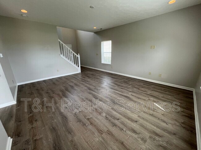 Building Photo - 2273 Shadowbrook Trce