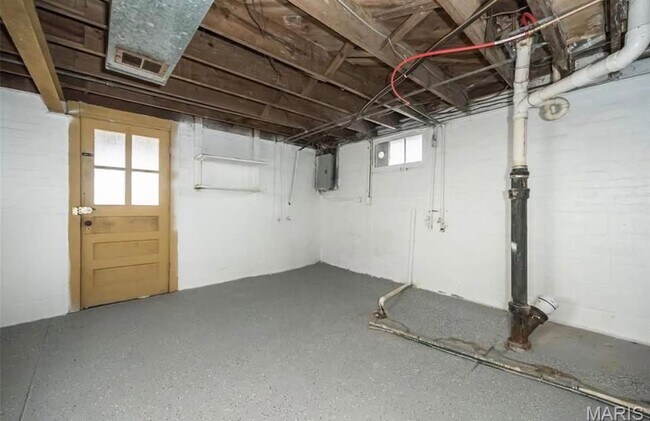 Building Photo - 10071 Diamond Dr