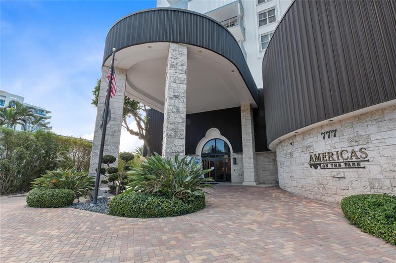 Foto principal - 777 Bayshore Dr