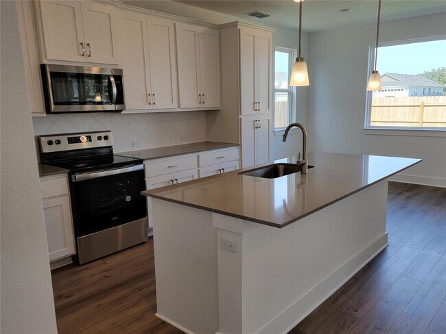 Foto del edificio - 1009 Chapote Ter