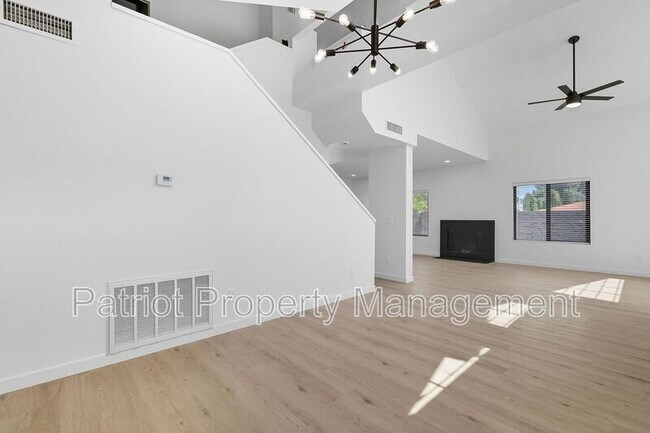 Foto del edificio - 1447 N Dana St