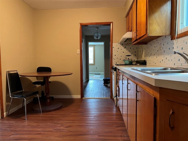 Building Photo - 36 Fayette St