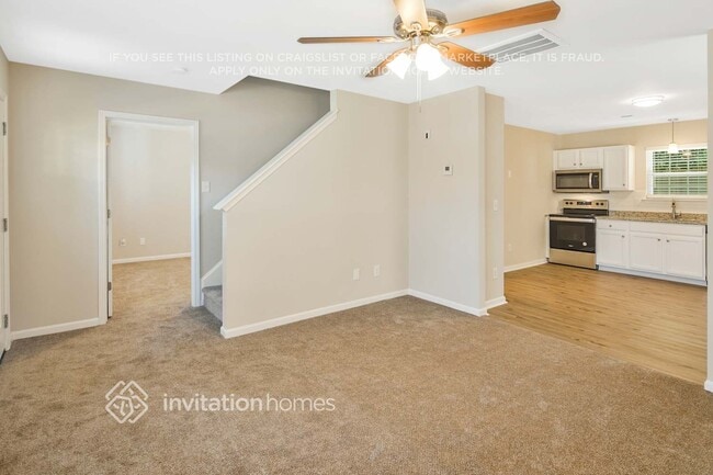 Building Photo - 236 Pangle Dr